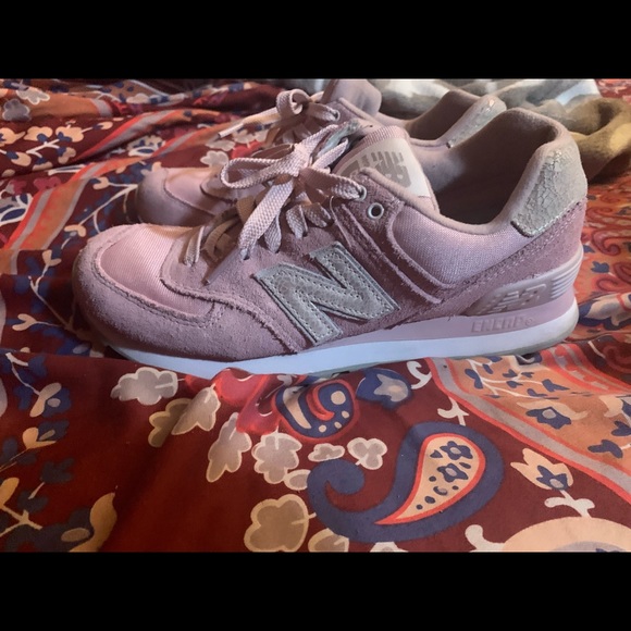 Pink New Balance sneakers - Picture 2 of 3